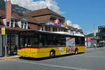 Solaris Bus der Post, auf der Linie 102, wartet an der Endstation am Bahnhof Interlaken Ost. Die Aufnahme stammt vom 25.07.2020.
