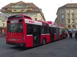 Volvo Bus mit der Betriebsnummer 830 an der Haltestelle beim Bahnhof Bern auf der Linie 13. Die Aufnahme stammt vom 01.11.2010.