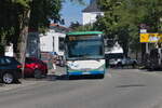 Iveco-Irisbus Crossway (M-RV 9427) als Linie 376 in Wolfratshausen, Sauerlacher Straße. Aufgenommen 25.8.2022.