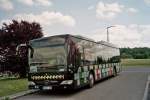 Der Infra.Shuttle-Bus wartet auf seine Fahrgste, in Diedenhofen, am Tag der offenen Tr der Fa. Herpa.