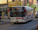 WV 2012, Mercedes Benz Integro von Voyages Wagener, ist am 18.12.2020 als Citybus in Ettelbrück im Einsatz.