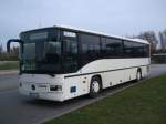 Mercedes-Benz O 550(Integro)wartet als SEV-Bus auf den nchsten Einsatz von Rostock Richtung Schwaan.(16.11.10)  