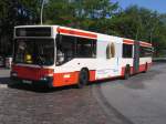 Ein Gelenkbus der Linie 109 am (U) Alsterdorf.