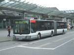 MAN Niederflur Wagen im Mchengladbacher Busbahnhof fhrt   nach Odenkirchen