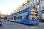Lothian Buses, Edinburgh. 3 Doppelstcker (Airlink-Busse werden auch durch Lothian Buses betrieben) in Edinburgh, Grosvenor Street (West End). 