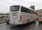 Scania Irizar Century Reisebus am 16.05.2013 in der Nhe vom Vatikan.