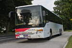 Setra S 400er-Serie von Postbus (BD-15436) abgestellt am Bhf. Frankenmarkt. Aufgenommen 13.7.2023.