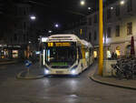 Graz. Wagen 5 von Matzer, dem ältesten privaten Busunternehmen der Steiermark, steht am 16.11.2021 hier am Jakominiplatz.