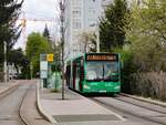 Graz. Wegen Bauarbeiten wendet die Grazer Straßenbahnlinie 7 in der Schleife Laudongasse. Am 19.04.2023 konnte ich Bus 172 in besagter Schleife als Ersatzbus zur Weiterfahrt fotografieren.