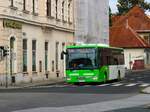 Graz. Knapp eine Woche alt ist dieser Iveco Crossway von Grünerbus aus dem Süden Steiermarks. Am 14.07.2023 war der Neuwagen als Linie 691 nach Dobl über Zwaring, unterwegs hier kurz vor dem Griesplatz.