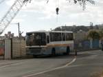 Linienbus wartet auf den nächsten Einsatz Funchal am Hafen
