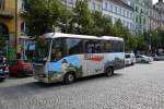 Ein für mich unbekannter Bus. Wenn jemand weiß was das für einer ist bitte per PN oder Kommentar. Danke für die Hilfe. Aufgenommen wurde das Bild in der Innenstadt von Prag am 16.07.2014.