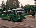 Aus dem Archiv: FBW Bus mit der Betriebsnummer 71 auf dem Weg nach Bettingen. Hier beim Wenkenpark. Die Aufnahme stammt vom August 1985.