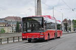 Volvo Bus 801, auf der Linie 10, überquert die Kornhausbrücke. Die Aufnahme stammt vom 09.06.2017.