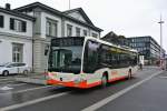 Mittlerweile sind alle neuen BSU Citaro C2 abgeliefert; Wagen 93 der neusten Serie auf dem Bahnhofplatz in Solothurn, 21.01.2015.