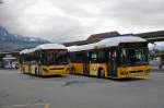 Zwei Volvo Hybrid Buse der Post am Bahnhof Interlaken West. Die Aufnahme stammt vom 19.04.2014.