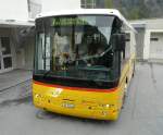 Postauto - Cacciamali Postbus UR 9045 eingeteilt auf der Linie 7 nach Golzern bei der Haltestelle in Amsteg am 19.04.2008