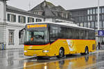 Iris Bus der Post, auf der Linie 12, bedient die Haltestelle beim Bahnhof Solothurn. Die Aufnahme stammt vom 09.12.2019.