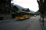 Der  Morgenzug  509 der Matterhorn-Gotthard-Bahn (Fiesch - Brig) wird mit einem Postauto gefhrt.