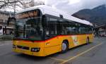 Auch im Berneroberland sind Hybrid Postautos unterwegs. Volvo Hybrid Bus auf der Linie 105 am Bahnhof Interlaken West. Die Aufnahme stammt vom 13.04.2012.