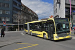 Mercedes Citaro 173, auf der Linie 1, fährt zur Haltestelle beim Bahnhof Thun. Die Aufnahme stammt vom 30.03.2016.