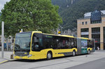 Mercedes Citaro 173, auf der Linie 21, wartet an der Haltestelle beim Bahnhof Interlaken West. Die Aufnahme stammt vom 23.07.2016.