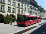 Bern Mobil - Trolleybus Nr.15 unterwegs auf der Linie 12 in der Altstadt von Bern am 06.06.2015