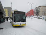 VBD - Mercedes Citaro Nr. 10 steht bei starkem Schneefall am Bahnhof Davos Dorf am 17.11.19
