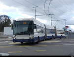 tpg - Hess Trolleybus  Nr.789 unterwegs auf der Linie 10 bei der zufahrt zu den tpg Haltestellen vor dem Flughafen in Genf am 24.03.2024