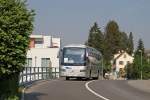 Seit 2007 verkehrt der Tellbus von Luzern nach Altdorf, dafr hat man bei den vbl Reisebusse besorgt. Hier zu sehen ist der Volvo 9700 Nr. 802 auf einer Fahrschulfahrt in Meggen im Hochrti. (26. April 2011)