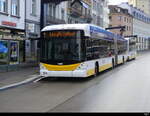 vb sh - Hess Trolleybus Nr.106 unterwegs auf der Linie 1 bei den Haltestellen vor dem Bhf. Schaffhausen am 26.11.2023