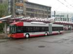 Endlich habe ich den  Neuen  auch noch erwischt. Hess-Swisstrolley III Nr. 101 am verregneten 19. Juni 2010 auf Sonderfahrt am Bahnhofplatz.