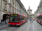 Durch die Berner Altstadt, ein Unesco-Weltkulturerbe, fhrt die Linie 12 durch die ansonsten autofreie Kramgasse.