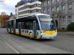 vb sh - Irizar ie tram  Nr.27  SH  38027 unterwegs auf der Linie 3 bei den Haltestellen vor dem Bhf. Schaffhausen am 26.11.2023