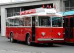 biel-bienne VB Biel - Fahrzeugparade mit Trolleybussen mit dem Oldtimer Trolley Nr.21 vor dem Depot in Biel am 01.06.2008