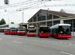 biel-bienne VB Biel - Fahrzeugparade mit den Trolleybussen Nr.51 + 88 + 80 + 70 + 63 + 21 vor dem Depot in Biel am 01.06.2008