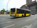 berlin B-V 1634 an der Kreuzung am Bahnhof Spandau. Aufgenommen am 07.06.2008