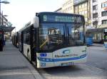 pforzheim Urbino 12 der SVP als Linie 9 nach M�uerach wartet am 4. M�rz 2007 am Pforzheimer Leopoldplatz auf seine Fahrg�ste. 