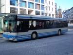 pforzheim Bus Nr. 10 der St�tischen Verkehrsbetriebe, unterwegs auf der Linie 2 zum Sonnenhof.  4. M�rz 2007 am Pforzheimer Leopoldplatz.
