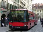 bern NAW - HESS / Trolleybus 17 in den Gassen von Bern eingetelt auf der Linie 12 L�nggasse am 03.03.2007