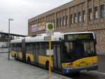 berlin B-V 4177 der BVG vor dem Biesdorf-Center. 18.3.2007