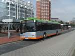 hannover-ustra Der Urbino 12 von Solaris steht am 24.3.07 als Buslinie 124 an der Misburger Stra�e