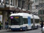 genf TPG - Hess-Swisstrolleybus BGT-N2C Nr.742 unterwegs auf der Linie 3 in Genf am 03.01.2009