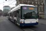 genf TPG - Hess-Swisstrolleybus BGT-N2C Nr.732 unterwegs auf der Linie 3 in Genf am 03.01.2009