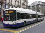genf TPG Genf - Hess-Swisstrolleybus BGGT-N2C Nr.786 eingeteilt auf der Linie 10 unterwegs vor dem Flughafen in Genf am 03.01.2009