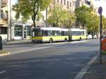 berlin Solaris Urbino auf der Linie M44 nach S+U Bahnhof Hermannstra�e an der Haltestelle Britzer Damm/Gradestra�e.