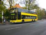 berlin MAN Lion's City DD (Doppelstock) auf der Linie X11 nach Gropiusstadt Gesundheitszentrum am U-Bahnhof Dahlem-Dorf.