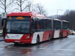 aseag-aachener-strassenbahn-und-energieversorgungs-ag Ein Van Hool AGG 300 Niederflurdoppelgelenkbus der ASEAG vor dem Aachener Klinikum. 