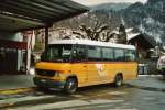 Postauto AVG Meiringen Nr. 61/BE 422'461 Mercedes am 16. Februar 2009 Meiringen, Postautostation