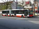 hamburg Mercedes-Benz O 530 II (Citaro Facelift) auf der Linie 10 nach Jenfeld Glatzer Stra�e am U-Bahnhof Wandsbek-Markt.
